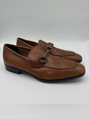 Men's Salvatore Ferragamo
'Benford' Brown Leather Loafers
Size 8 E